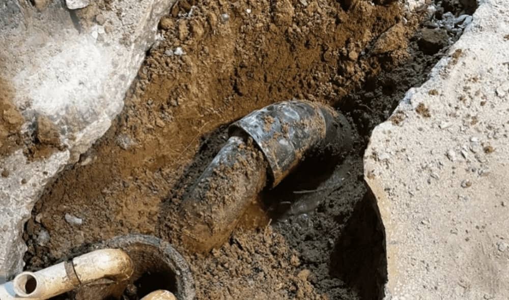 professional plumbing excavation service